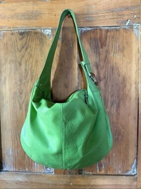 Perlina Bright Green Leather Hobo Shoulder Bag